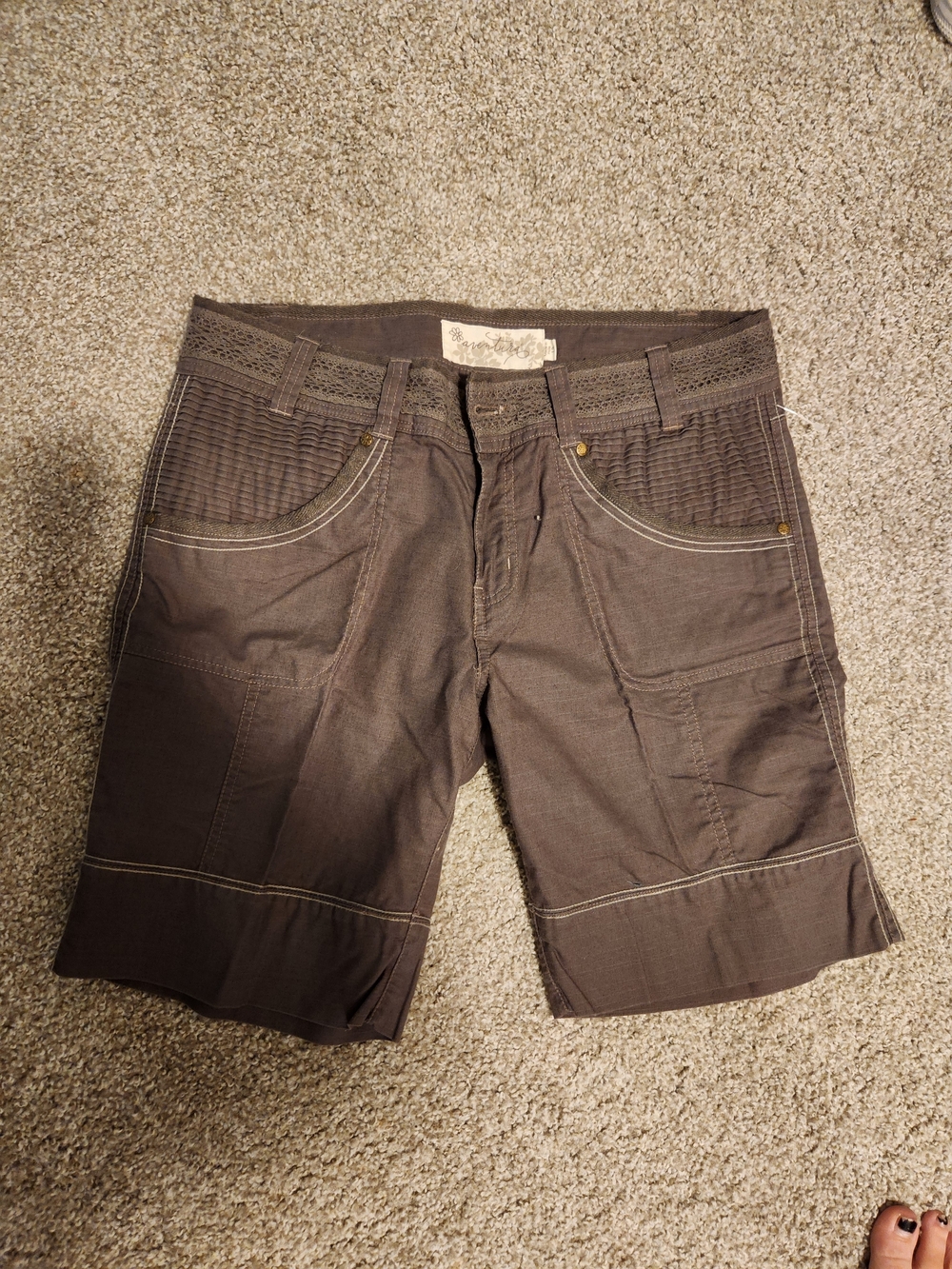 Aventura Womens Cargo Shorts in Dark Brown 12